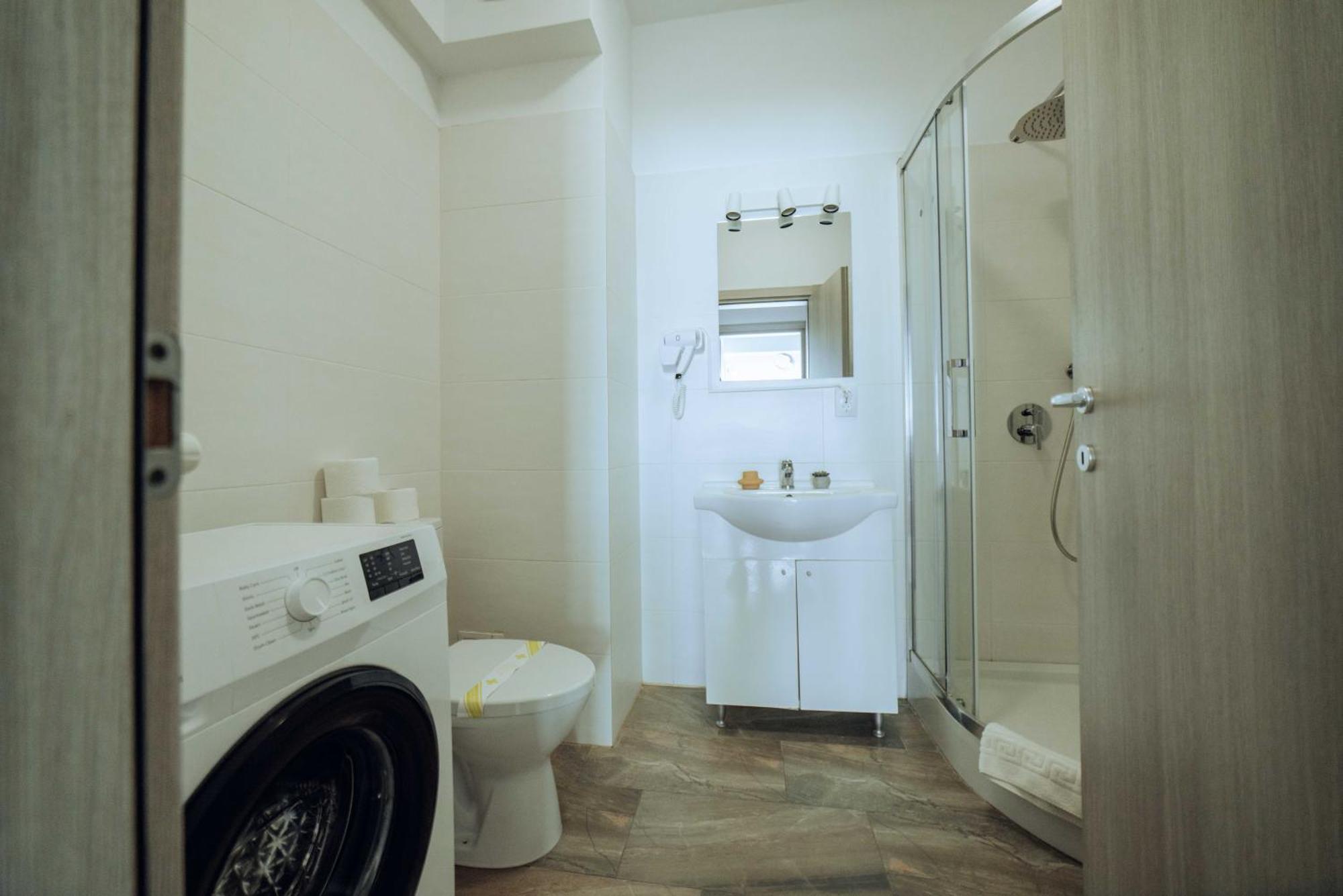 Cozy Apartments - One Residence Iasi Esterno foto
